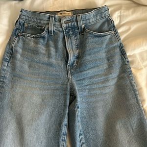 Madewell “the perfect vintage wide-leg crop Jean”